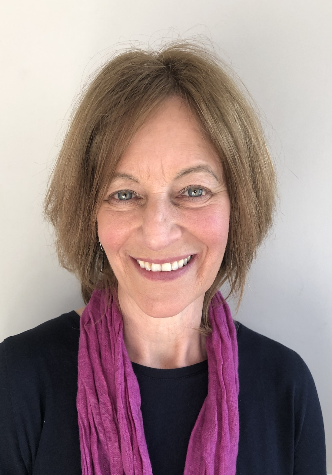 Julia Lewis - York Coachinag